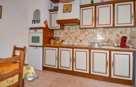 Location Maison 6 personnes à Fontvieille - Photo 6