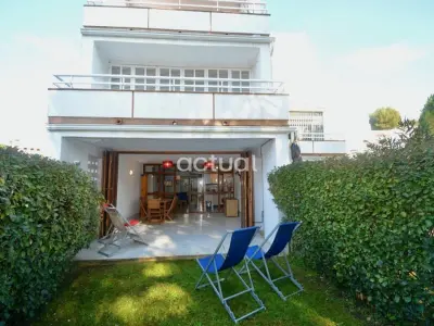 Appartement à Platja d'Aro, Appartement rez-de-chaussée avec jardin, piscine et WiFi à 400m de la plage - L1038796