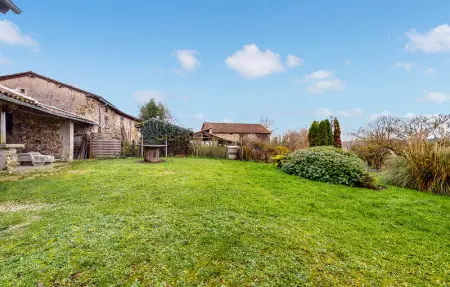 Location Maison 8 personnes à Bussière Badil - Photo 11