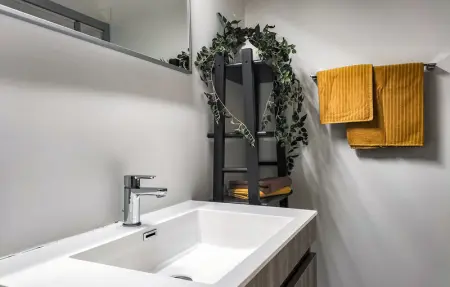 Location Maison 5 personnes à Somme Leuze - Photo 8