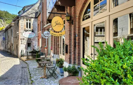 Location Maison 5 personnes à Somme Leuze - Photo 18