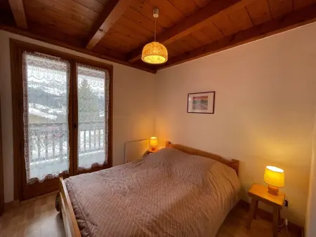 Appartement cosy 1 chambre avec balcons, proche pistes, parking inclus - Photo 11