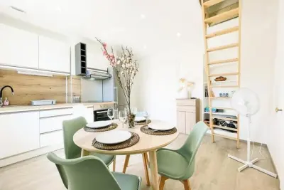 Appartement à Grenoble, Le Duplex 🌞 Calme & Rénové| FR-38000-59 N°1040762