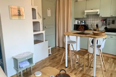 Appartement à Amélie les Bains Palalda, Location de Vacances Amélie-les-Bains-Palalda 120 - L1042233