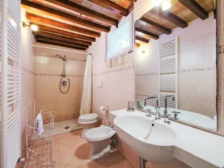 Cortona Sunshine, Gite 6 personnes à Cortona - Photo 16