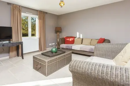 Le Repos près de Dordogne et Cahors, Villa à Cazals avec piscine et lac à proximité - Photo 9