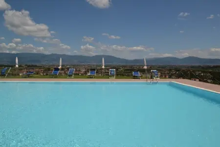 La Casa dei Due Olivi, Demeure de ferme avec piscine et charme toscan - Photo 19