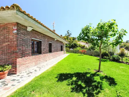 Maison Astral, chaleureuse avec piscine et bassin pour les enfants - Photo 17