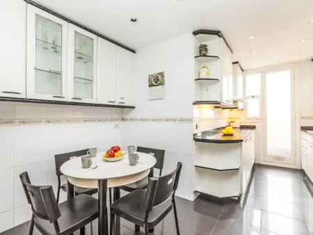 Sants-Les Corts Galileu, Appartement 4 personnes à Barcelone - Photo 3