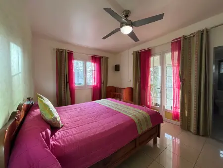 Gîte confortable avec piscine partagée et accès PMR à Petite-Île - Photo 10