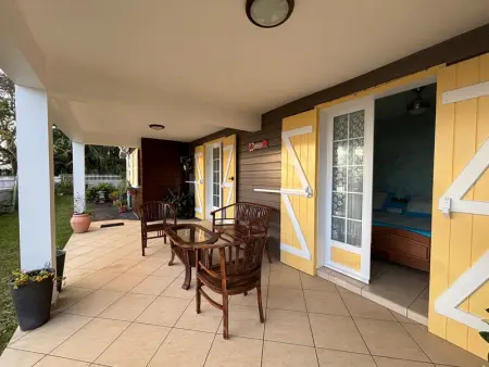 Gîte confortable avec piscine partagée et accès PMR à Petite-Île - Photo 15