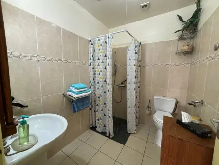 Gîte confortable avec piscine partagée et accès PMR à Petite-Île - Photo 20