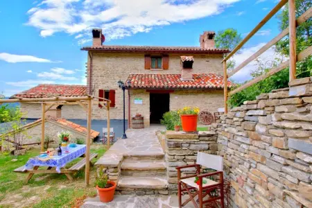 Sole, Ferme à Marche avec piscine et vue - Photo 3