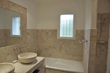 Villa des 4 vents A  for 10 adults and 2 children, Maison de vacances avec vue et piscine privée - Photo 11
