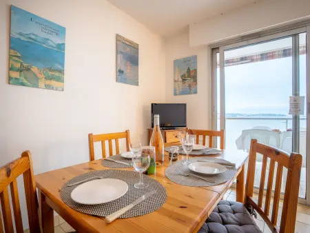 Le Capitole, Appartement 4 personnes à Fréjus - Photo 9