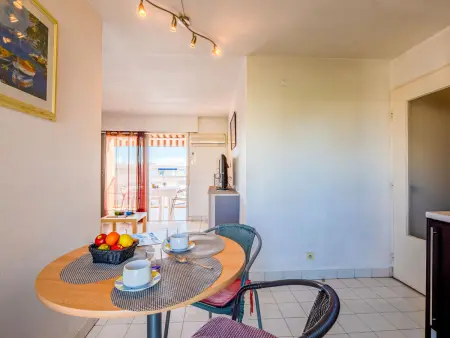 Le Capitole, Appartement 4 personnes à Fréjus - Photo 11