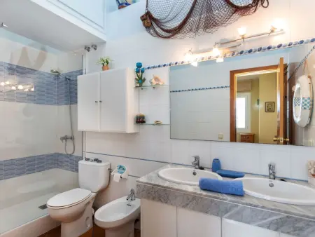Maison Zen, en hauteur avec vue panoramique sur la mer - Photo 17