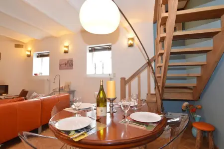 De Oude Limonadefabriek, Maison de vacances à Voeren avec terrasse - Photo 12