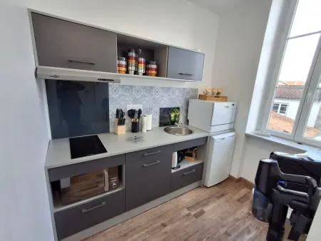 Appartement lumineux 2 ch, proche plage & commerces - Photo 3