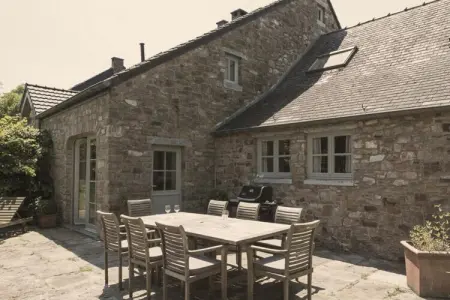 Au Milieu De Nulle Part, Gîte à Haut-Bois avec piscine privée - Photo 11