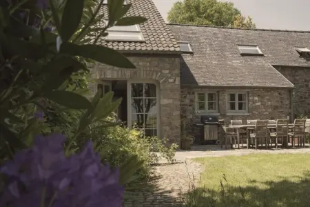 Au Milieu De Nulle Part, Gîte à Haut-Bois avec piscine privée - Photo 23