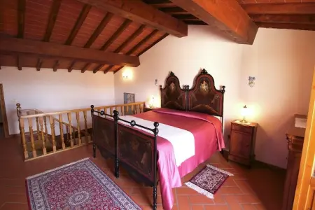 Il Castagno, Authentique mas avec piscine, jacuzzi, aire de jeux, jardin - Photo 3