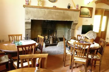 Il Castagno, Authentique mas avec piscine, jacuzzi, aire de jeux, jardin - Photo 33