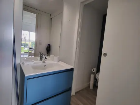 Maison rénovée près de la mer avec 2 piscines, parking et animaux acceptés - Photo 18