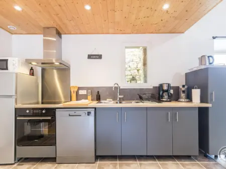 Charmante maison à Besneville avec terrasse et jardin clos - Photo 7