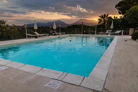 Oleandro, Manoir dans les Abruzzes avec piscine et jardin - Photo 6