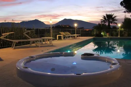 Oleandro, Manoir dans les Abruzzes avec piscine et jardin - Photo 15