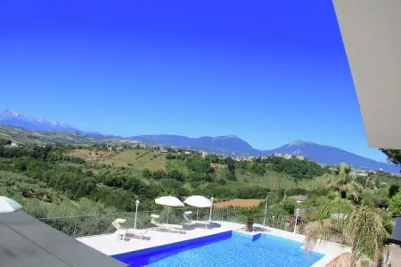 Ninfea e Oleandro, Villa à Case Alte avec piscine chauffée et spa - Photo 13