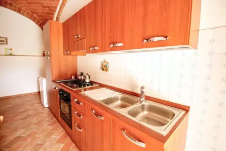 Terra, Ferme en Toscane avec piscine - Photo 2
