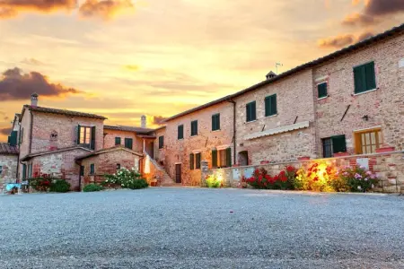 Terra, Ferme en Toscane avec piscine - Photo 7
