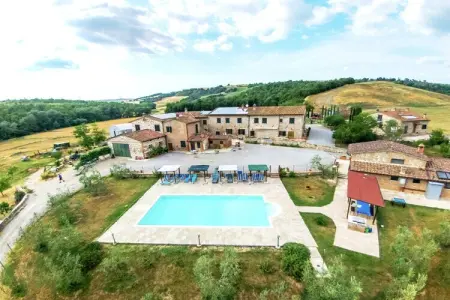 Terra, Ferme en Toscane avec piscine - Photo 32