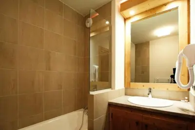 Appartement à LES DEUX ALPES, Résidence Vacancéole Le Goléon Val Ecrins *** - L1048638