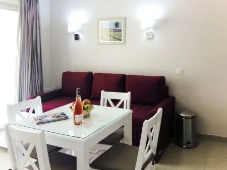 Odalys Référence Le Mas des Alpilles, Appartement 4 personnes à Maussane les Alpilles - Photo 2