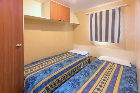 Camping Solmar-COTTAGE, Chalet au Camping Solmar avec terrasse - Photo 11