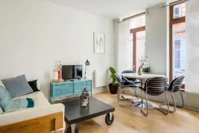 Apartamento en Lille, Charmant Appartement Avec Terrasse - Lille - FR-59800-05 N°1049222