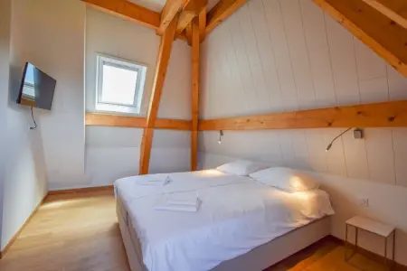 Gite Brouillac, Chalet au sommet d'une colline avec piscine - Photo 25