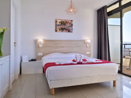 Rés. Les Calanques, studio 2 pers, Appartement 2 personnes à Ajaccio - Photo 9