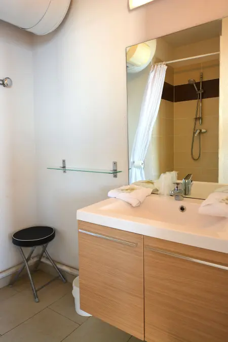 Rés. Les Calanques, studio 2 pers, Appartement 2 personnes à Ajaccio - Photo 12