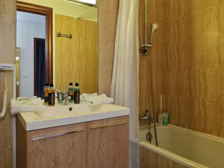 Rés. Les Calanques, T2 2-4 pers., Appartement 4 personnes à Ajaccio - Photo 12