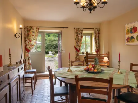 La Maison du Chateau, Maison 8 personnes à Etang sur Arroux - Photo 6