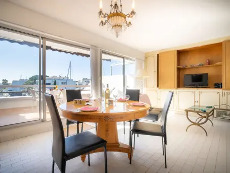 Les Marinas d'Ulysse IV, Appartement 4 personnes à Port Camargue - Photo 2