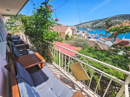 Mirko, Maison 12 personnes à Vinišće - Photo 1