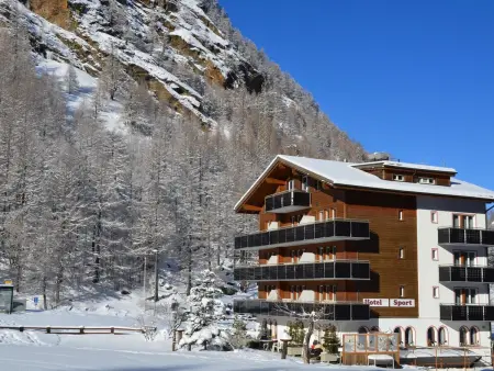 Ski-In-Ski-Out-Hotel Sport*** Doppelzimmer, Dusche, WC, Süd Doppelzimmer, Süd - Photo 4