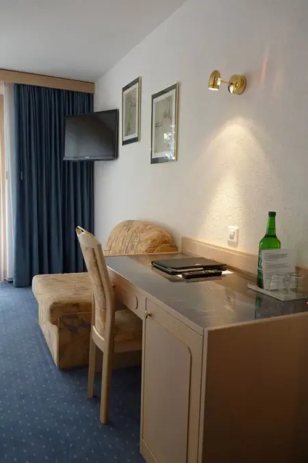 Kristall Deluxe Appartement/Fewo 6-Bett Wohnung, Appartement 7 personnes à Saas Almagell - Photo 8