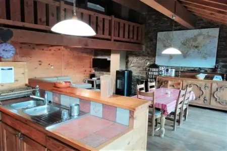 Chalet Panoramique, Villa à Ayguatébia-Talau avec Jardin & BBQ - Photo 8
