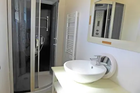 Belle villa avec piscine privée - NARBONNE, Séjour en Villa Serene près de Narbonne - Photo 15